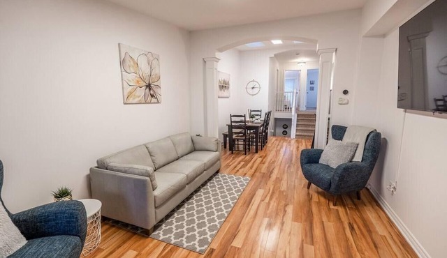 3BR+WiFi+Kitchen+Washer+Free Prking+Dryer+Pet