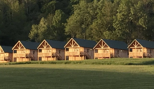 #3Cabins cottages,fishing,creeks, ponds,nature trails,anniversaries celebrations