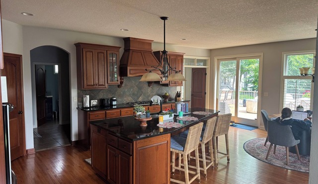 3M Golf Immaculate Spacious 5-bedroom house in Blaine.