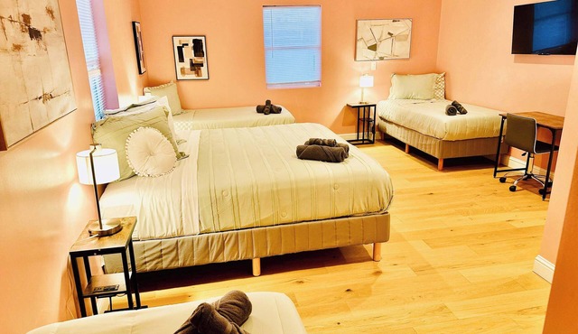 3Masters/3.5Bath/Sleeps13