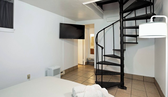 3min>Carnegie Mellon University:UPMC Shadyside:3min>CMU:Full Kitchen