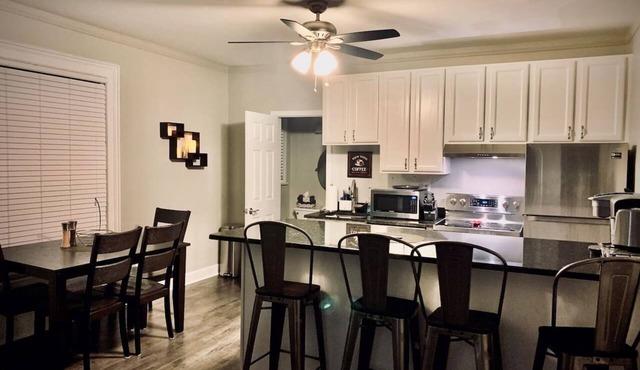 ★3min To Kellogg Park★1BR★ Plymouth ★ Parking★W/D★