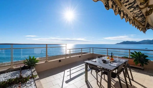 3P Panoramic View & Beach Access