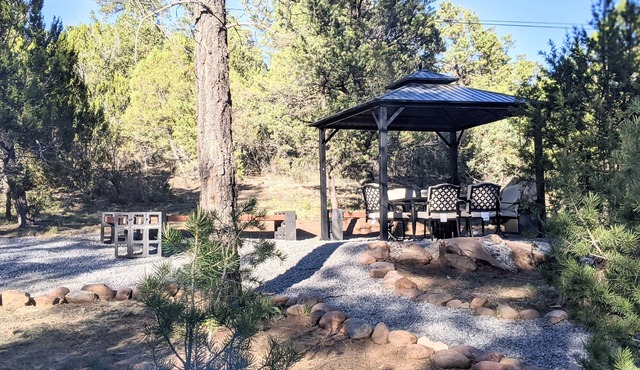 3PM Check in - sleeps 10 -3BR/2B - ACRE- Arcade-