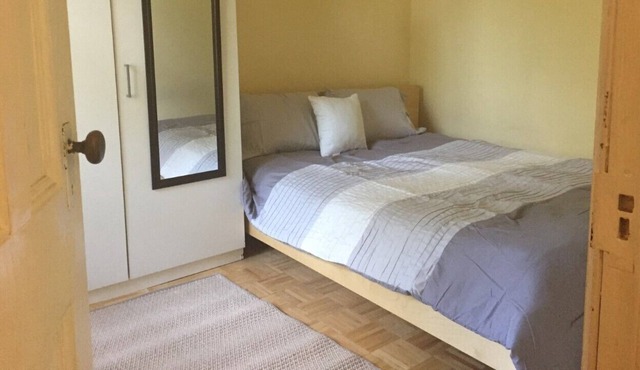 3R Cozy Furnished One-Bedroom apartment with Porch