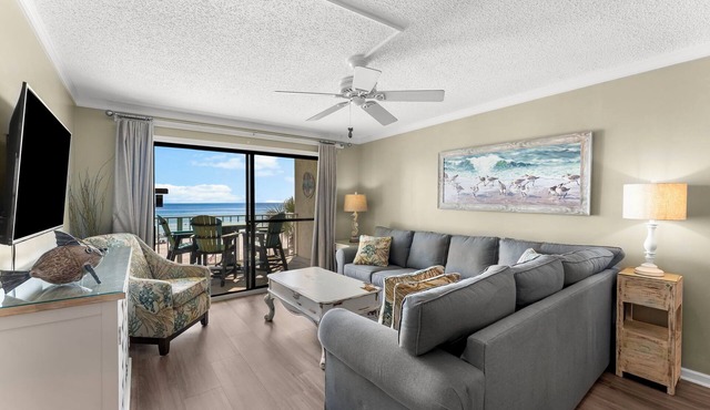 3rd Floor Condo W/View of Gulf and Pools