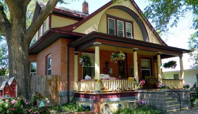 3rd Street Nest Bed & Breakfast