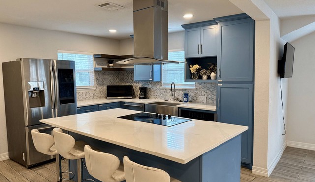 3rd Ward Gem: Modern Comfort + History