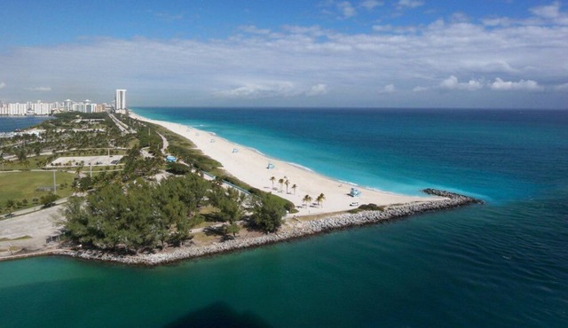 3x Grand Deluxe 2 BR Suite with Balcony at The Altair Hotel Bay Harbor Miami