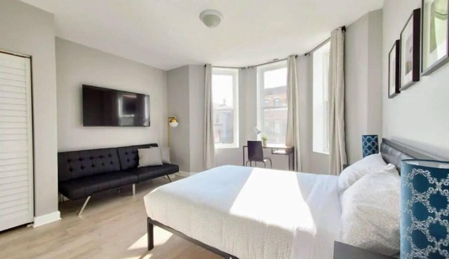 4 #2N - 4 Bedroom/4 Bath Condo - McCormick Place, Wintrust Arena, Chinatown