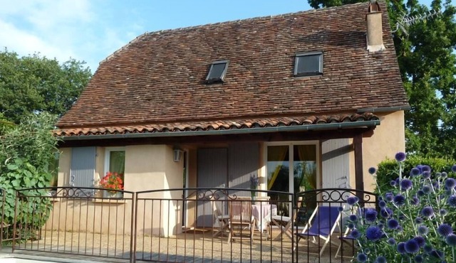 4/5 character house with private pool in Loubressac, medieval village