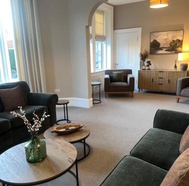 4 ABBOTSFORD , KELSO Town Centre