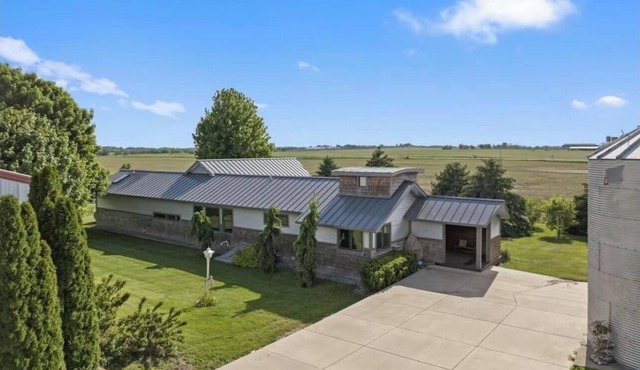 4 Acres Retreat at Lake Geneva