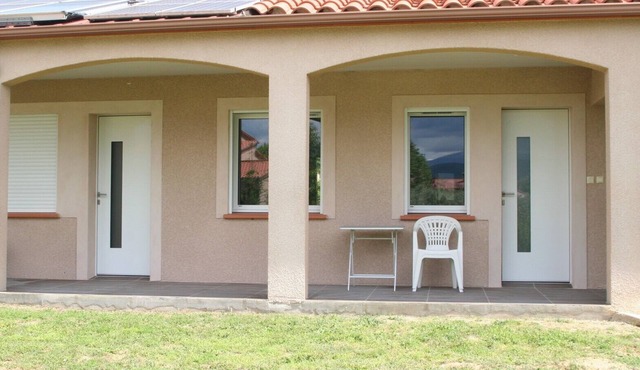 4* air-conditioned gîte with direct view of Canigou, VTC and cab on site, EV charger