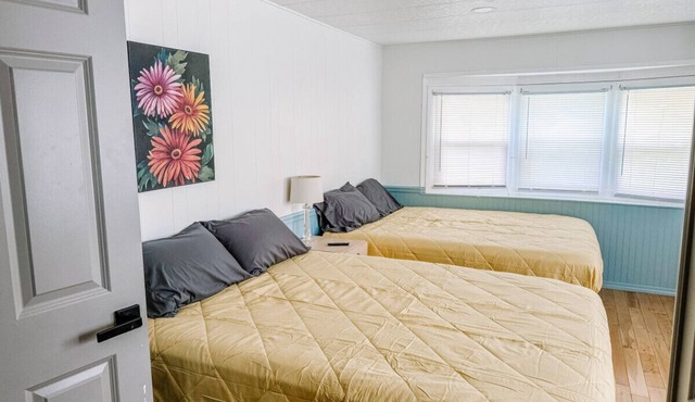 4 bd/10 min to downtown W/D