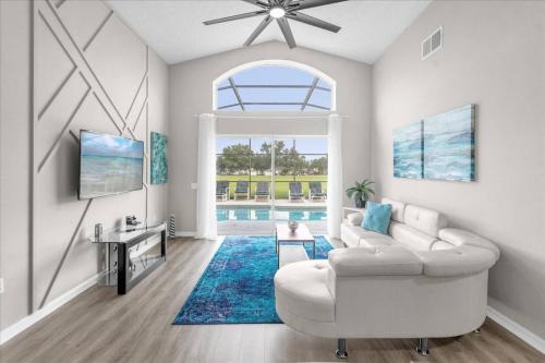 4 BD 2 BA The Manors at Westridge 411 LD