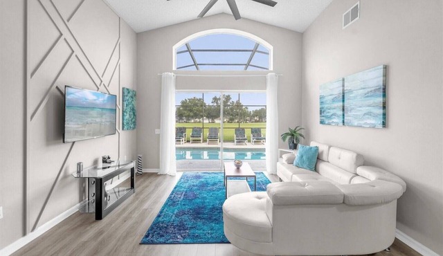 4 BD/2 BA/The Manors at Westridge (411 LD)
