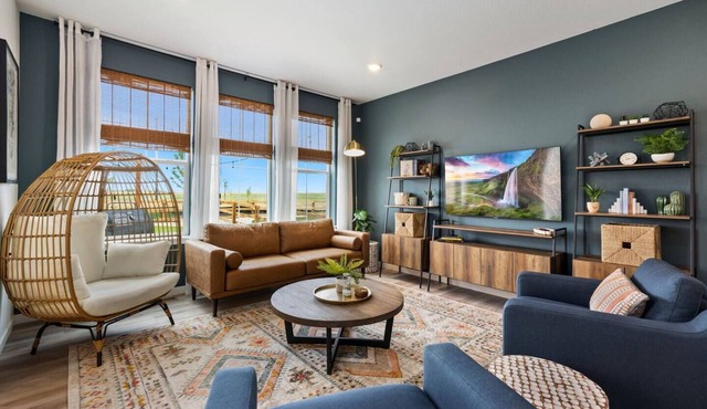 4 Bd Colorado Retreat with Sauna, Hot Tub, Gym and Mountain Views