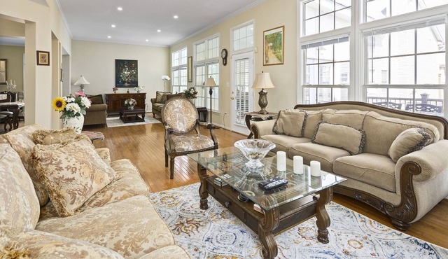 4 Bdr. Suburban Home | Near D.C, Perfect for Families