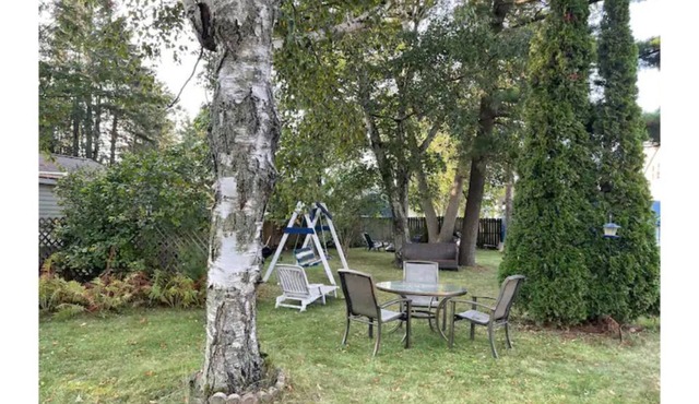 4 Bed 1 Bath Cape Cod Vacation House In Two Rivers