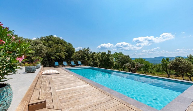 4 Bed, 12m Pool, Incredible Views, 5 min Walk to Village, Underfloor Cooling