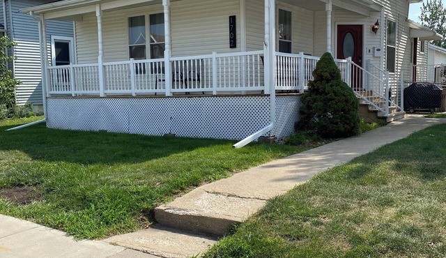 4 Bed 2 Bath Czech Village Cedar Rapids