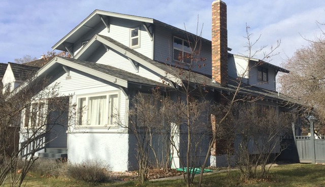 4 bed, 2 bath Mid-Century University District House