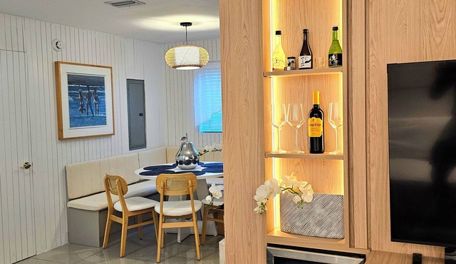 4 bed 2 Parking w/Free Charging + Guest Gated Community 2.5 baths