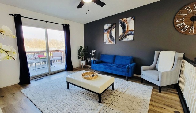 4 bed 2bath 8 mins away from downtown, arena and stadium!