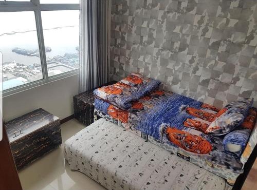 4 Bed Condo Sleeping by The Sea