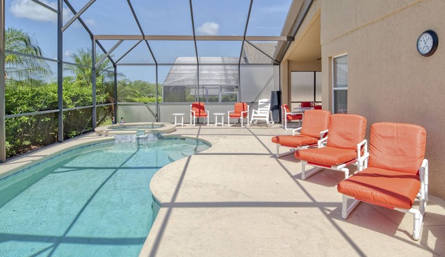 4 Bed Executive Villa south facing pool/spa near Disney