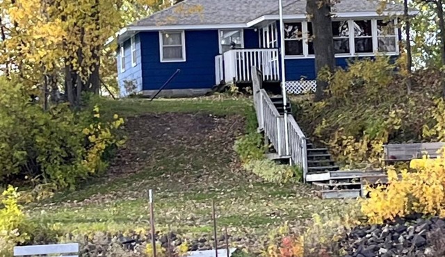 4 bed family cabin on Pokegama near Pine City