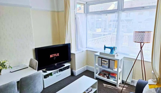 4-Bed Fast WiFi, Self Check-In, Parking nr UWE