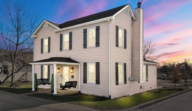 4-bed house in Wentzville next to restaurants/event space/"Free food and drink"