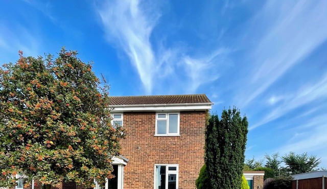 4 bed house Kessingland near beach-sleeps 6.Family&Pet friendly (pet fees apply)