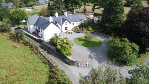 4 Bed in Brithdir oc-wag722