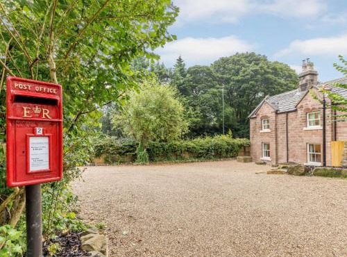 4 Bed in Cromford 82198