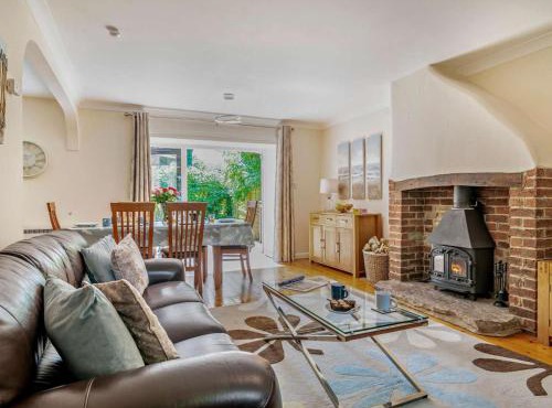 4 Bed in Dorchester oc-92413