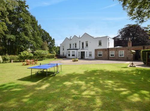 4 Bed in Elvington 55738