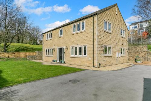 4 Bed in Holmfirth oc-s31134