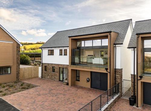 4 Bed in Instow oc-e30026