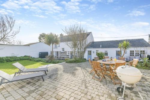 4 Bed in St. Merryn oc-e28379