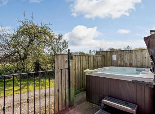 4 Bed in Taunton oc-kibtr