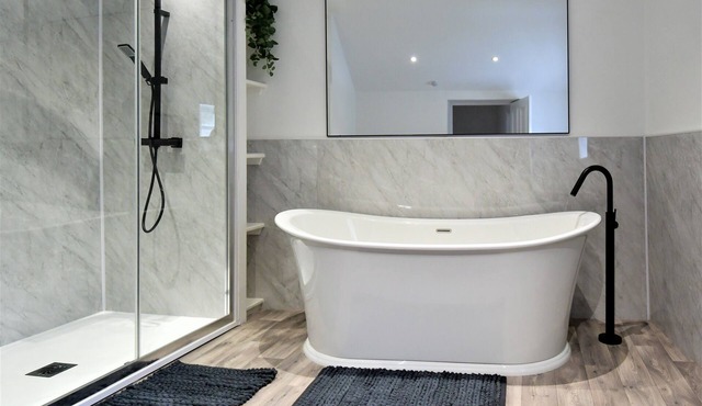 4 Bed Luxury Durham Dales Home