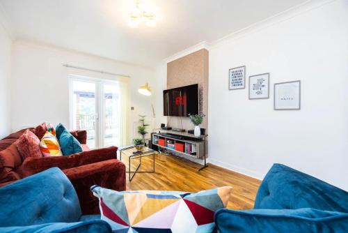 4 Bed , Monthly & Weekly Offers , Ideal For Contractors , Relocation & Leisure Stays