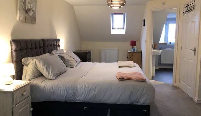 4 Bed Townhouse sleeps 7