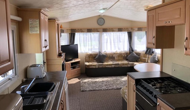 4 bedroom 10 berth caravans with Hot Tub ,Mountain Bikes Tattershall Lakes