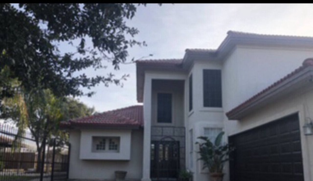 4 bedroom 2.5 restroom House in the Northside close toPark hospital restaurant