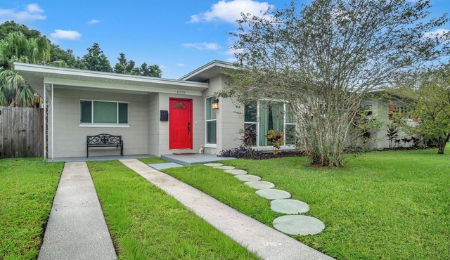 4 Bedroom 2 Bath Pet-Friendly Pool Home Orlando Airport
