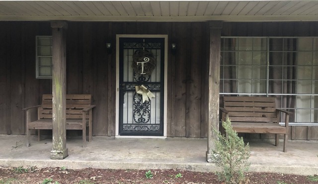 4 bedroom 2 bathroom serene house
